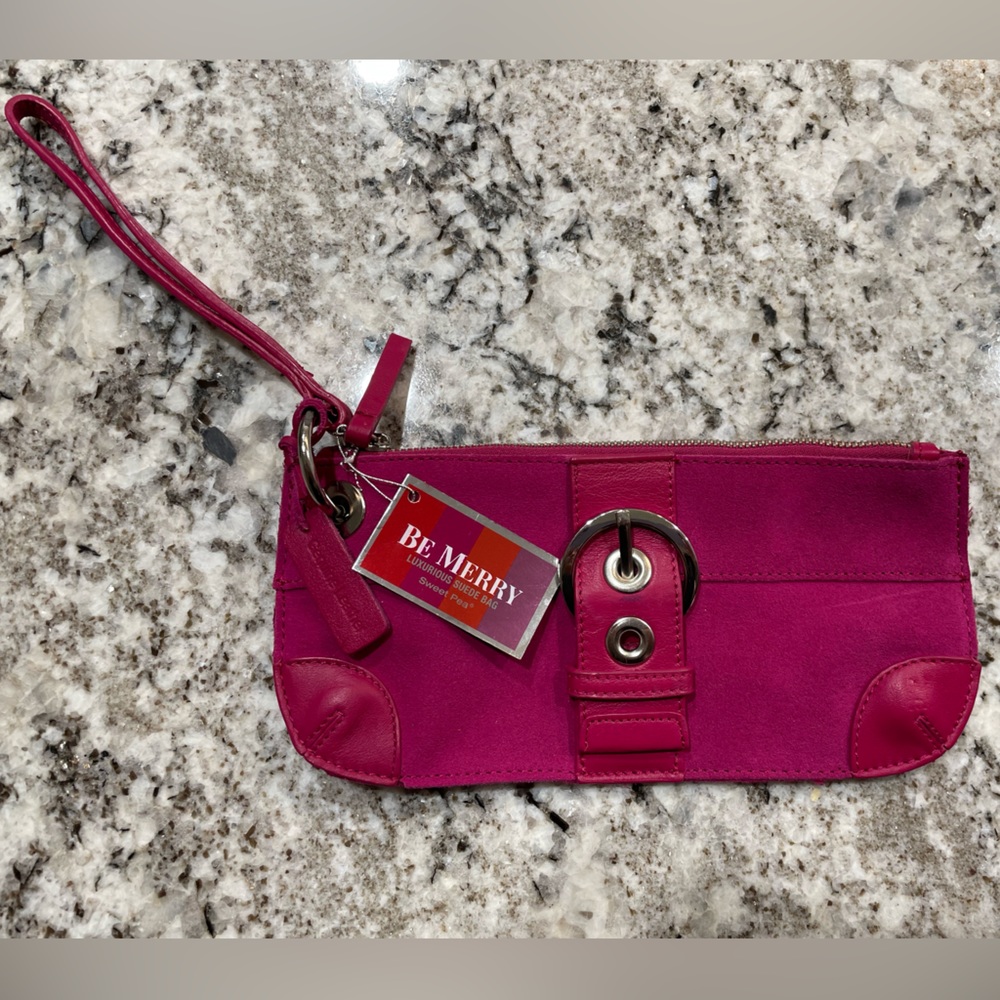 NWT Bath and Body Works Be Merry Suede Clutch Bag Wristlet in Sweet Pea